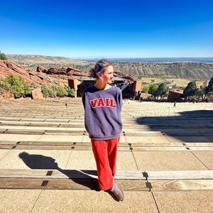 Meet your Posher, Ella